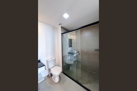 Banheiro de kitnet/studio para alugar com 1 quarto, 32m² em Vila Dom Pedro I, São Paulo