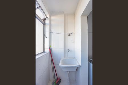 Apartamento para alugar com 65m², 2 quartos e 1 vagaÁrea de Serviço