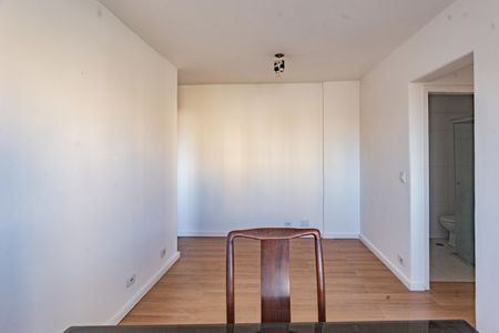 Apartamento para alugar com 65m², 2 quartos e 1 vagaSala