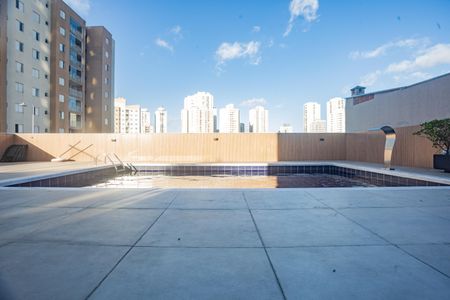 Apartamento para alugar com 65m², 2 quartos e 1 vagaÁrea comum - Piscina