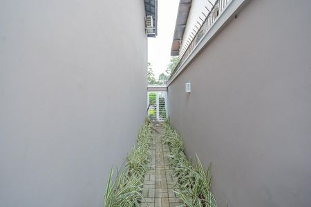 Casa à venda com 271m², 3 quartos e 4 vagasCorredor