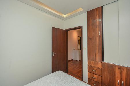 Casa à venda com 271m², 3 quartos e 4 vagasQuarto 2