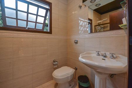 Casa à venda com 271m², 3 quartos e 4 vagasBanheiro