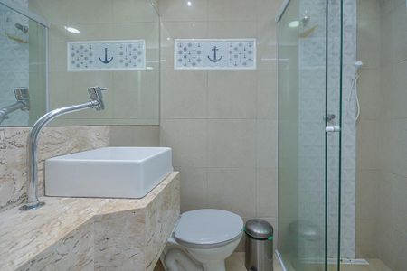 Casa à venda com 271m², 3 quartos e 4 vagasBanheiro 2