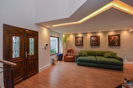 Casa à venda com 271m², 3 quartos e 4 vagasSala