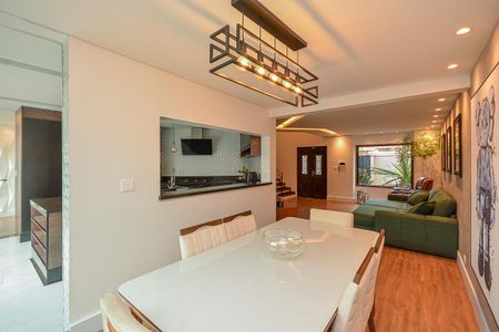 Casa à venda com 271m², 3 quartos e 4 vagasSala de Jantar