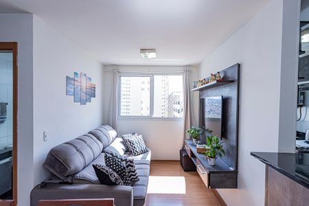 Sala de apartamento para alugar com 2 quartos, 44m² em Jardim Iris, São Paulo