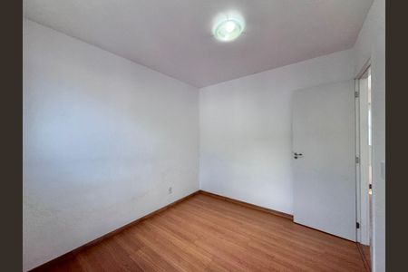 Quarto 1 de apartamento para alugar com 2 quartos, 44m² em Vargem Grande, Rio de Janeiro