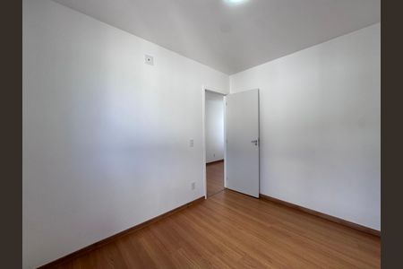 Quarto 2 de apartamento para alugar com 2 quartos, 44m² em Vargem Grande, Rio de Janeiro