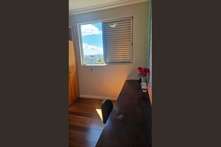 Apartamento para alugar com 110m², 3 quartos e 3 vagasQuarto