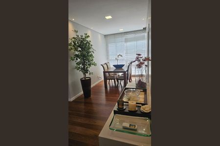 Apartamento para alugar com 110m², 3 quartos e 3 vagasSala