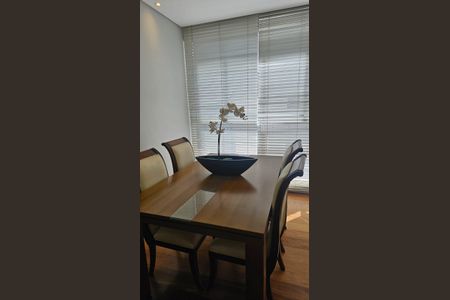 Apartamento para alugar com 110m², 3 quartos e 3 vagasSala