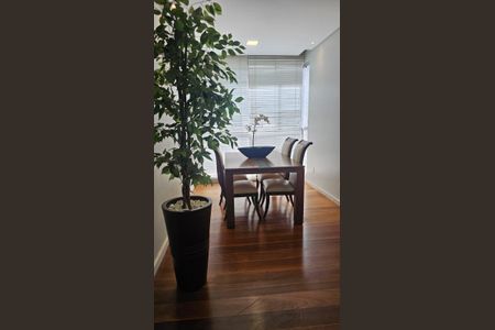 Apartamento para alugar com 110m², 3 quartos e 3 vagasSala