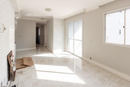 Sala de apartamento para alugar com 3 quartos, 68m² em Vila Augusta, Guarulhos