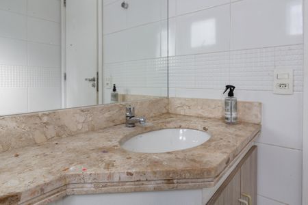 Apartamento para alugar com 68m², 3 quartos e 1 vagaBanheiro do Quarto 2 suíte