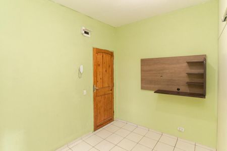 Sala de kitnet/studio para alugar com 1 quarto, 40m² em Vila Nilo, São Paulo