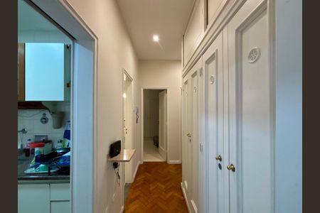 Apartamento para alugar com 105m², 3 quartos e 1 vagaSala - corredor de acesso