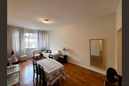 Apartamento para alugar com 105m², 3 quartos e 1 vagaSala
