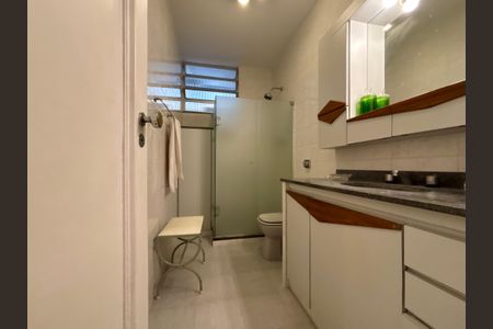 Apartamento para alugar com 105m², 3 quartos e 1 vagaBanheiro social