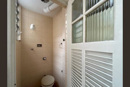 Apartamento para alugar com 105m², 3 quartos e 1 vagaÁrea de serviço - banheiro