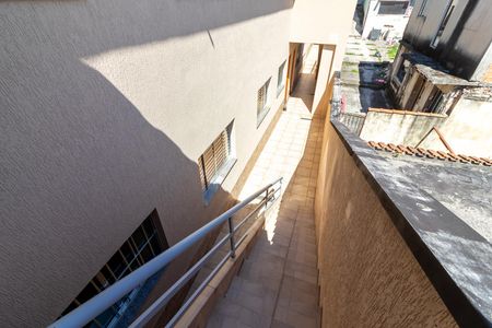 Casa para alugar com 40m², 1 quarto e sem vagaEntrada - Escada
