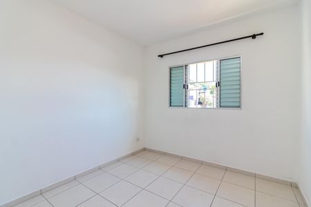 Quarto de casa para alugar com 1 quarto, 40m² em Parque Peruche, São Paulo