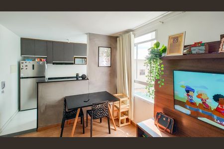 Apartamento à venda com 2 quartos, 44m² em Frei Leopoldo, Belo Horizonte
