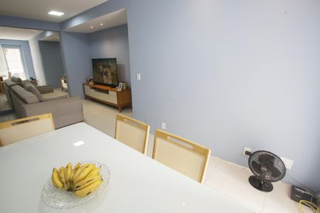 Sala de apartamento à venda com 2 quartos, 67m² em Anil, Rio de Janeiro