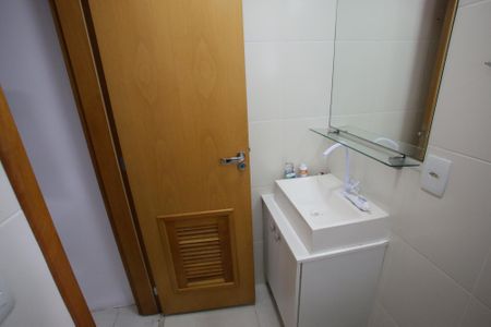 Apartamento à venda com 67m², 2 quartos e 1 vagaBanheiro da Suíte
