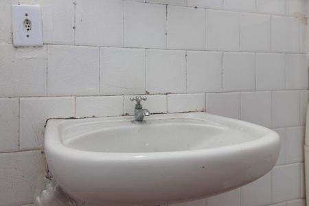 Sala/Quarto de apartamento à venda com 1 quarto, 26m² em Azenha, Porto Alegre