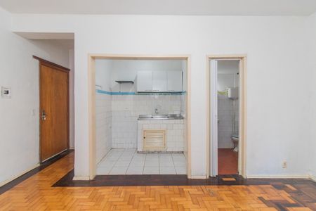 Apartamento à venda com 26m², 1 quarto e sem vaga Apartamento à venda com 26m², 1 quarto e sem vagaSala/Quarto