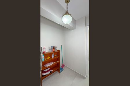 Apartamento à venda com 80m², 2 quartos e 2 vagasQuarto de Serviço