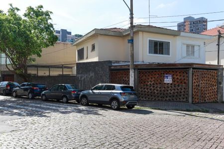 Casa à venda com 210m², 3 quartos e 2 vagasFachada + plaquinha