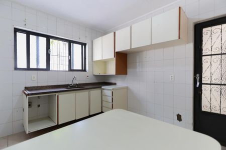 Casa à venda com 210m², 3 quartos e 2 vagasCozinha