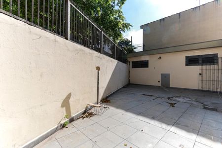 Casa à venda com 210m², 3 quartos e 2 vagasQuintal