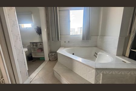 Apartamento à venda com 120m², 3 quartos e 2 vagasBanheiro