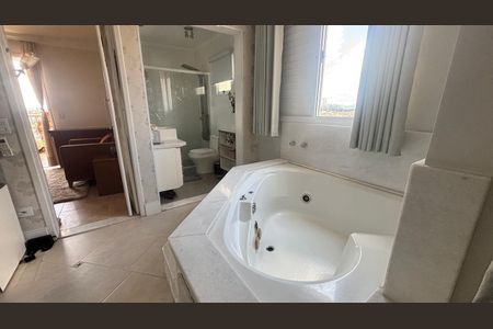 Apartamento à venda com 120m², 3 quartos e 2 vagasBanheiro