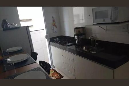 Apartamento para alugar com 80m², 2 quartos e 1 vaga Apartamento para alugar com 80m², 2 quartos e 1 vagaCozinha