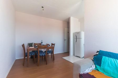 Sala de apartamento para alugar com 2 quartos, 50m² em Vila Monteiro, Poá