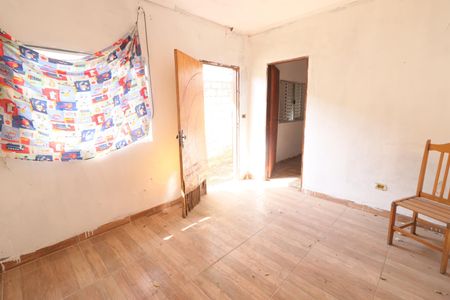 Sala de casa à venda com 2 quartos, 106m² em Quitaúna, Osasco