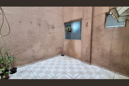 Apartamento à venda com 80m², 2 quartos e 1 vagaQuintal 