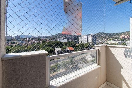 Apartamento à venda com 72m², 3 quartos e 1 vagaSacada
