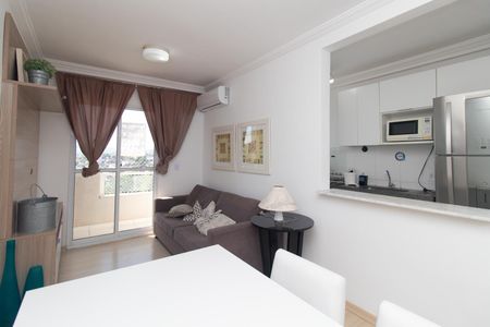 Sala de apartamento para alugar com 3 quartos, 72m² em Teresópolis, Porto Alegre