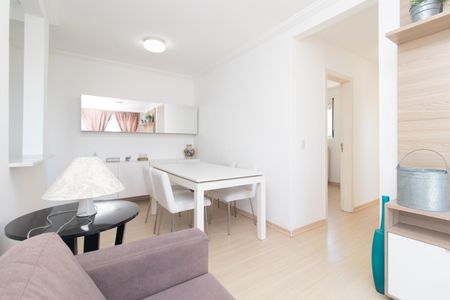 Sala de apartamento para alugar com 3 quartos, 72m² em Teresópolis, Porto Alegre