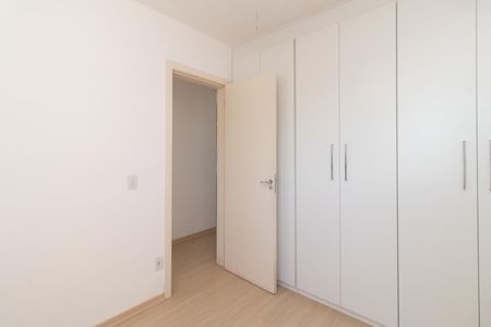 Apartamento à venda com 72m², 3 quartos e 1 vagaQuarto 2