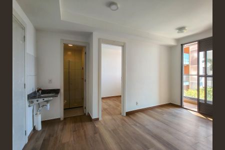 Sala de apartamento para alugar com 2 quartos, 45m² em Santo Cristo, Rio de Janeiro
