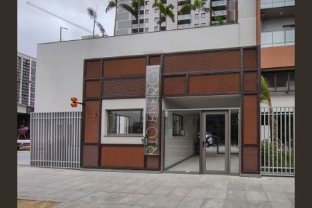 Apartamento para alugar com 45m², 2 quartos e 1 vagaFachada e portaria