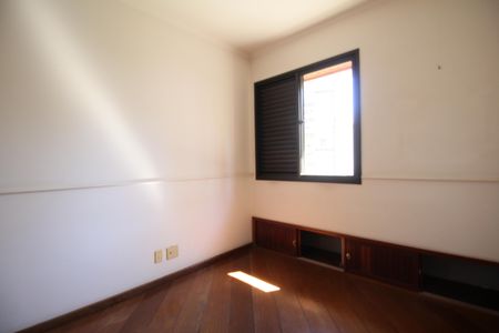 Apartamento à venda com 105m², 3 quartos e 2 vagasQuarto 2