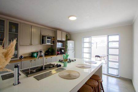 Apartamento para alugar com 125m², 2 quartos e 1 vagaCozinha