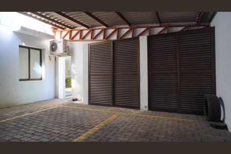 Apartamento à venda com 87m², 2 quartos e 2 vagas2 Depósitos na garagem inclusas no imóvel 